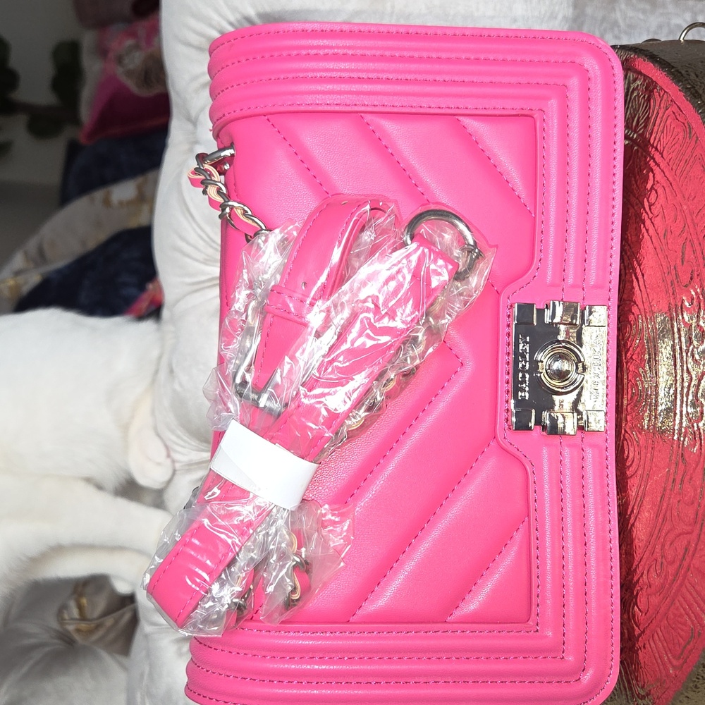 Nwt Badgley Mischka Qulited Crossbody Bag Pink New